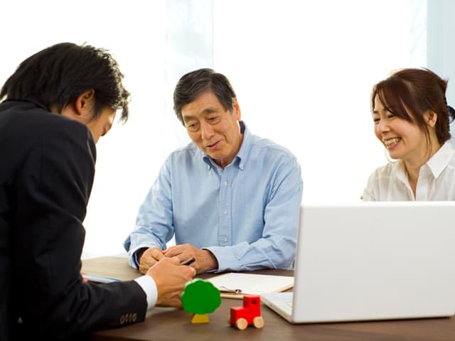 説明している様子